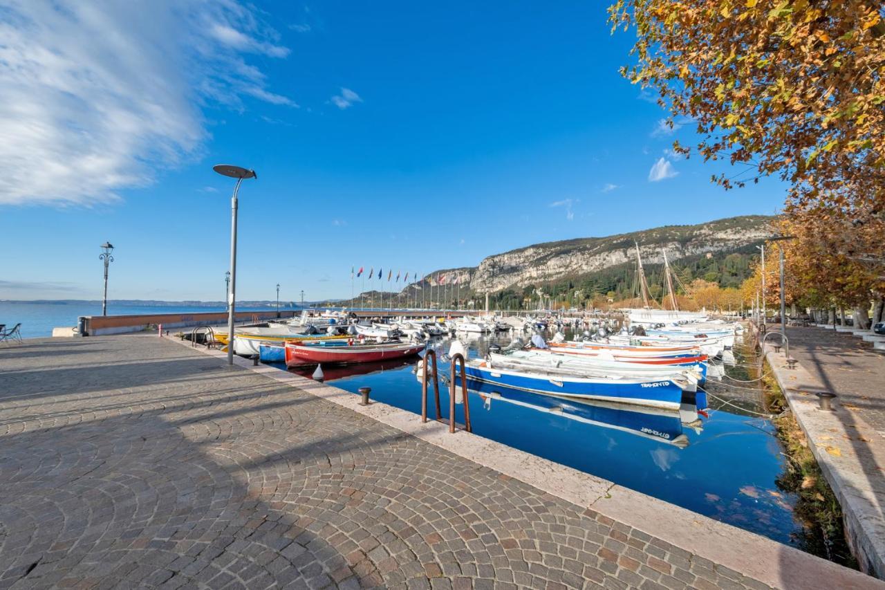 Apartmentsgarda - Baia Del Garda 5 Exteriér fotografie